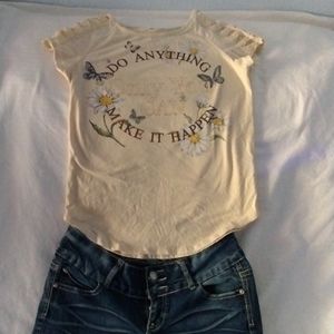 T-shirt and jean outfit